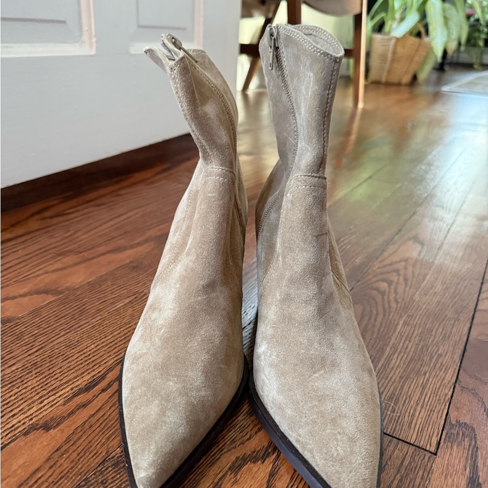 NWOT JEFFERY CAMPBELL Jolena Suede Ankle Boot in Camel Brown - Picture 2 of 4